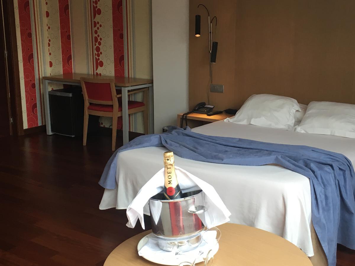 Hotel Ril Burela المظهر الخارجي الصورة